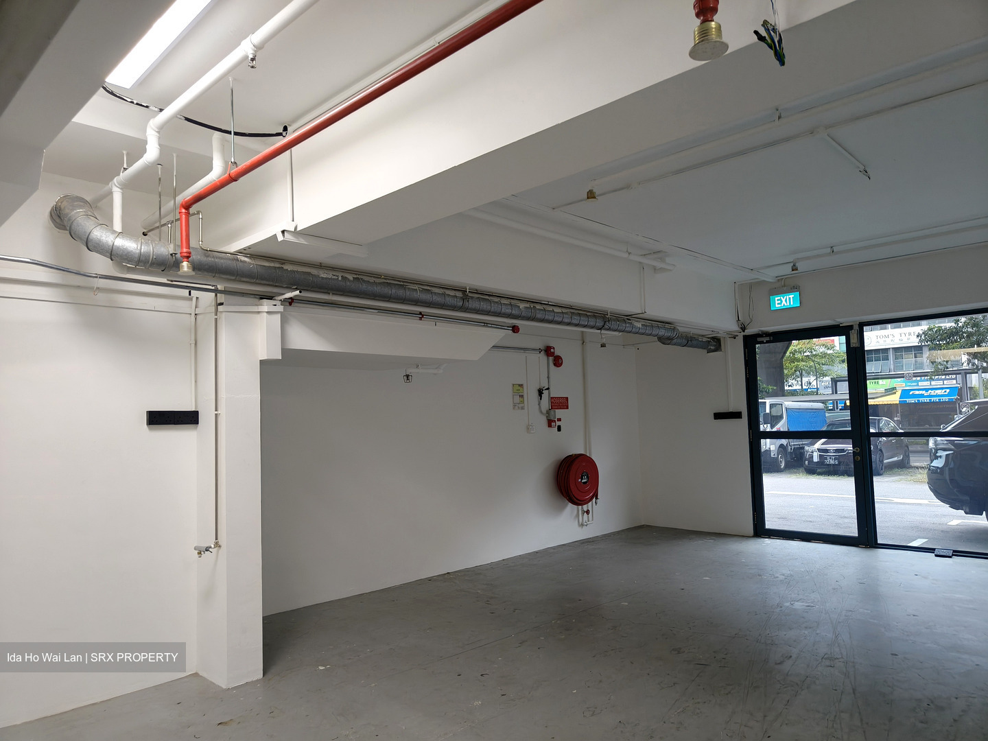 Bartley Biz Centre (D14), Factory #608092281